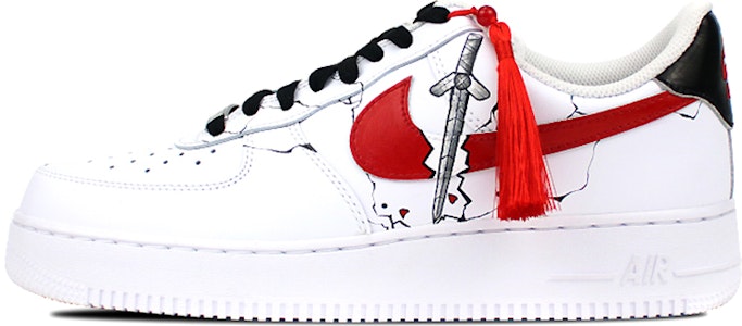 【定製球鞋】 Nike Air Force 1 Low 07 空軍一號 流蘇掛墜 潮流 花木蘭 手繪 噴繪風主題定製 休閒 耐磨防滑 低幫 板鞋 男款 黑紅 Buy 【定製球鞋】 Nike Air Force 1 Low 07 空軍一號 流蘇掛墜 潮流 花木蘭 手繪 噴繪風主題定製 休閒 耐磨防滑 低幫 板鞋 男款 黑紅