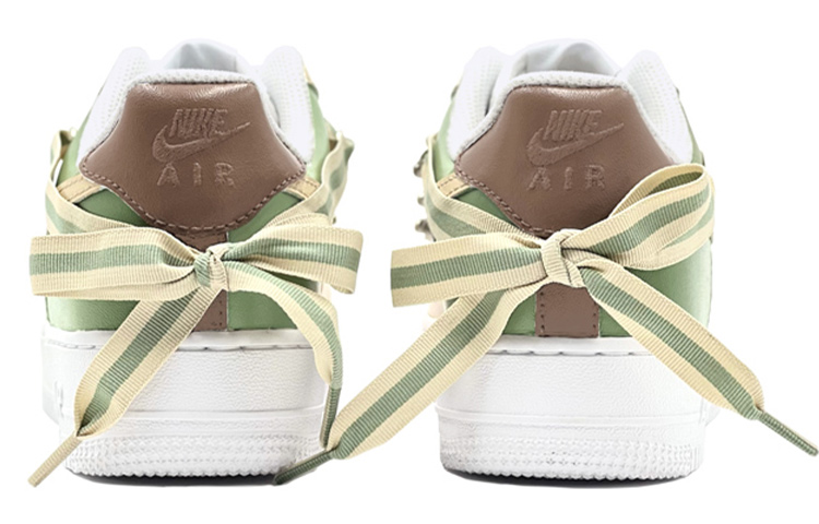 Shop [定制鞋款] 耐克空军1号低帮 'Off White-Green VIBE 定制' CW2288-111(TeamS-复古米白绿)