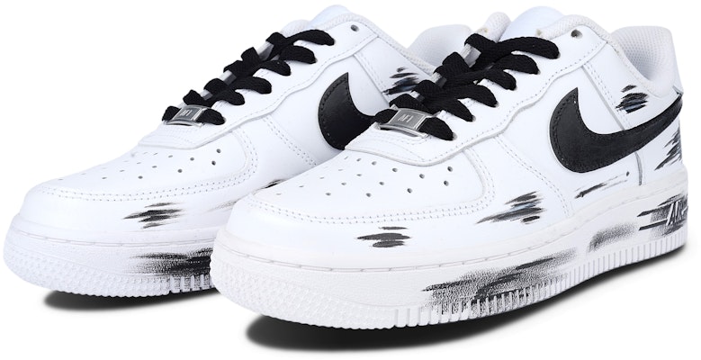 나이키 에어포스 1 로우 '판다 빈티지' (57 characters) CW2288-111-445692 Lookbook 나이키 에어포스 1 로우 '판다 빈티지' (57 characters) CW2288-111-445692