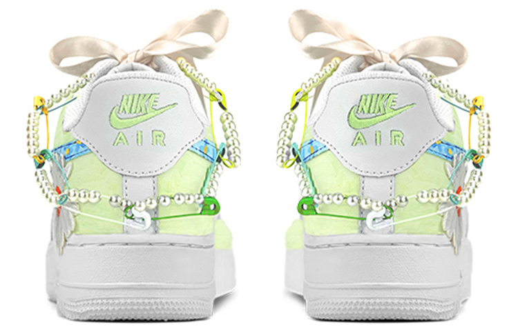 [Custom Shoes] Nike Air Force 1 Low 'Retro Girl Pearl Cream Green Avocado Blue Daisy Hand-Painted' 圖 4