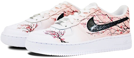 【定制鞋款】耐克空军一号低帮 “樱花溅” CW2288-111(Team叁-男款喷绘手绘白粉樱花树) Lookbook 【定制鞋款】耐克空军一号低帮 “樱花溅” CW2288-111(Team叁-男款喷绘手绘白粉樱花树)