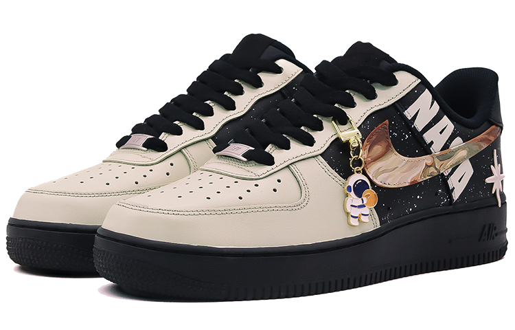 Lookbook [Kasut Kustom] Nike Air Force 1 Rendah 'Sci-Fi Hitam Mars' CW2288-001(Team52-遨游木星男女同款)