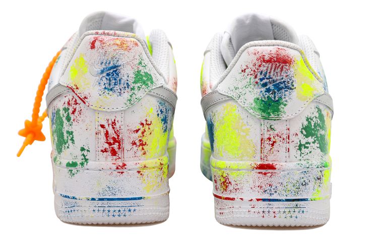 Shop カスタムシューズ ナイキ エアフォース1 ロー 'スプラッタースウッシュシルバースターマルチカラー' CW2288-111(Team拾玖-彩色泼墨男S-BOX)