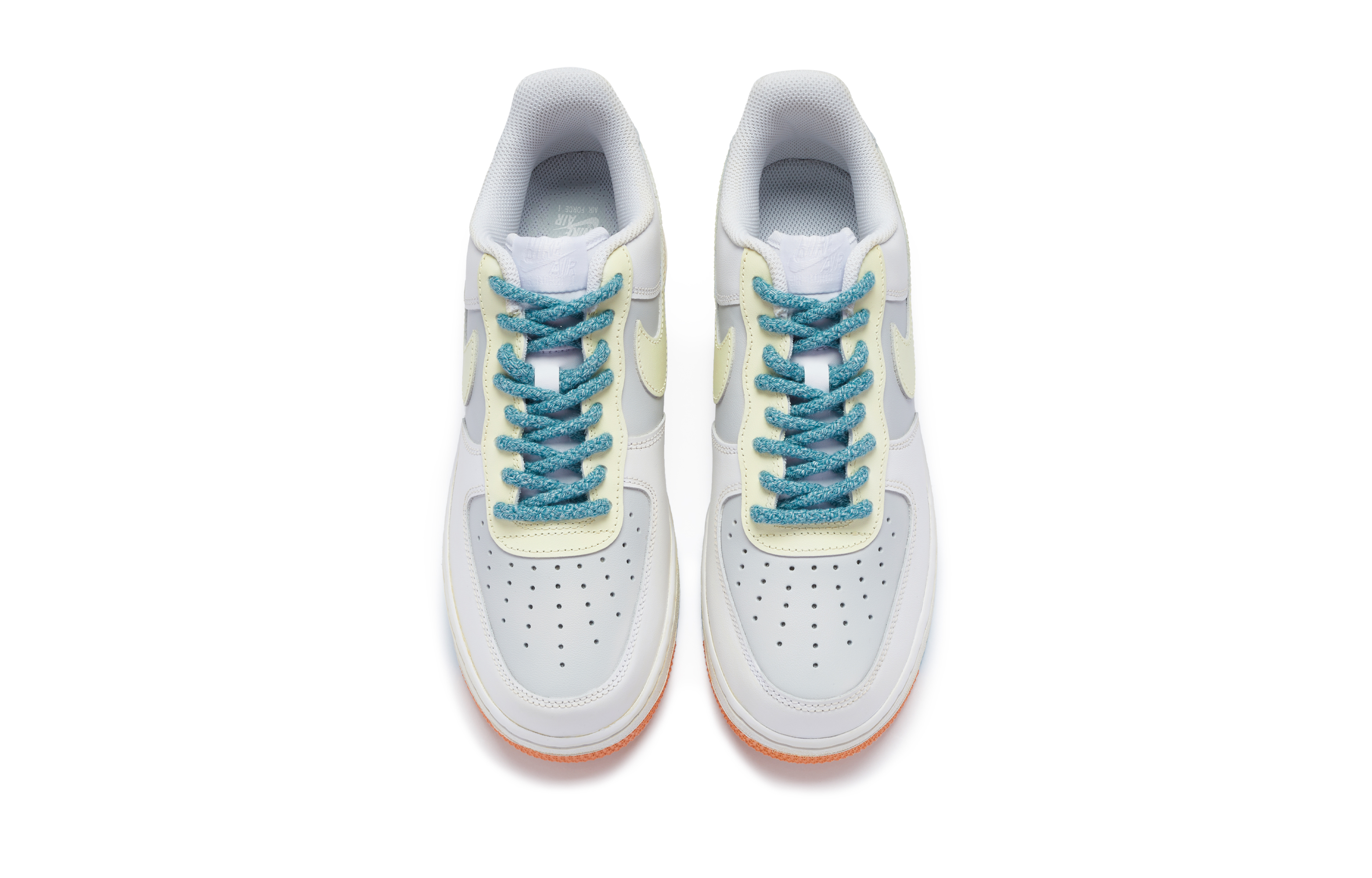 Shop 【定制球鞋】 Nike Air Force 1 Low 811製造 街區漫遊 街頭塗鴉 手繪噴繪 低幫 板鞋 GS 白灰藍