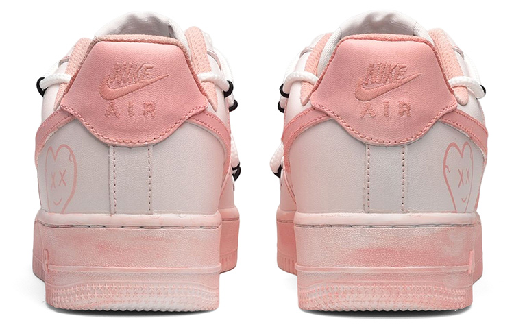 Shop [カスタムシューズ] ナイキ エア フォース 1 ロー 'サマー ピンク グラフィティ' CW2288-111(TeamE-男款爱心笑脸粉红)