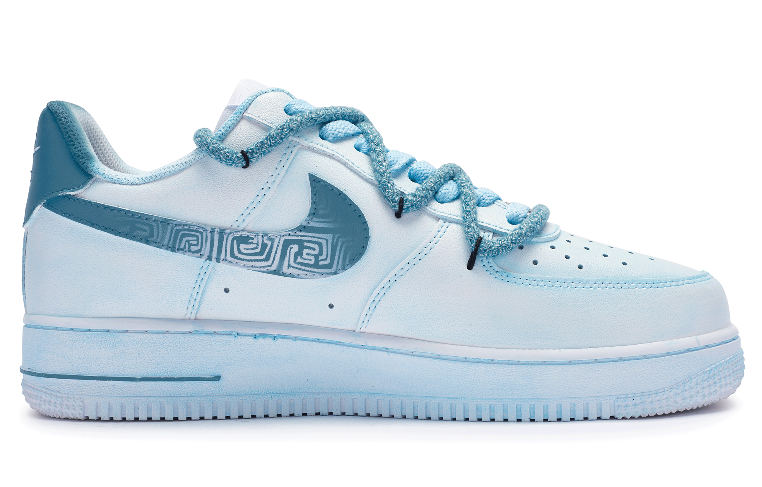Order ナイキ AF1 ロー "半透明ブルー ミニマル" (Nike AF1 Rō "Hantōmei Burū Minimal") CW2288-111-484901