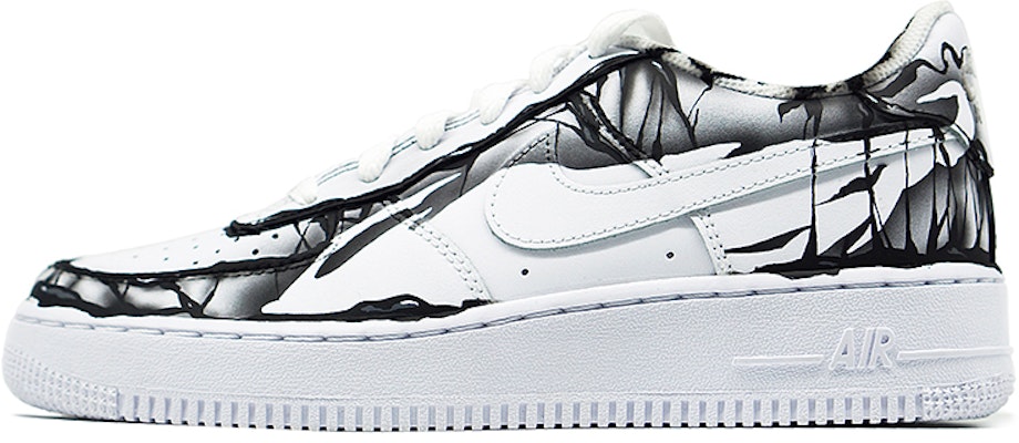 【カスタムシューズ】ナイキ エア フォース 1 ロー 'ヴェノム ディストレスト' CW2288-111(TeamR-男款喷涂手绘毒液) Buy 【カスタムシューズ】ナイキ エア フォース 1 ロー 'ヴェノム ディストレスト' CW2288-111(TeamR-男款喷涂手绘毒液)