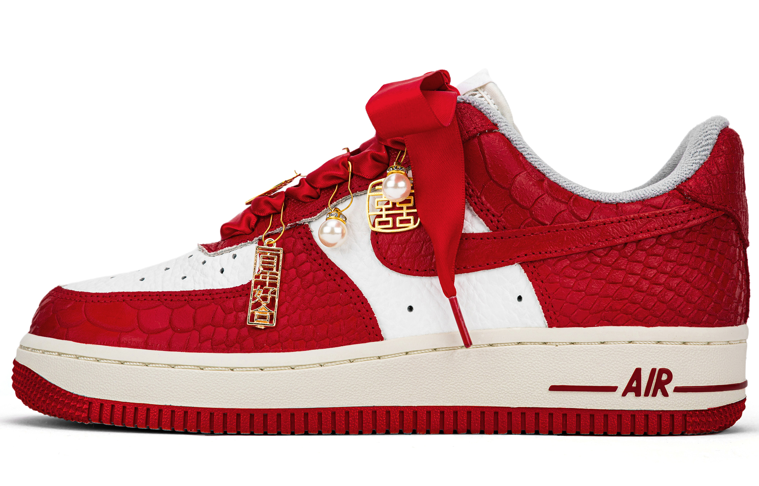 Order 【訂製球鞋】Nike Air Force 1 秀禾婚鞋 百年好合 龍鱗紋 手繪 絲綢 喜慶百搭 低筒 板鞋 男女同款 白紅