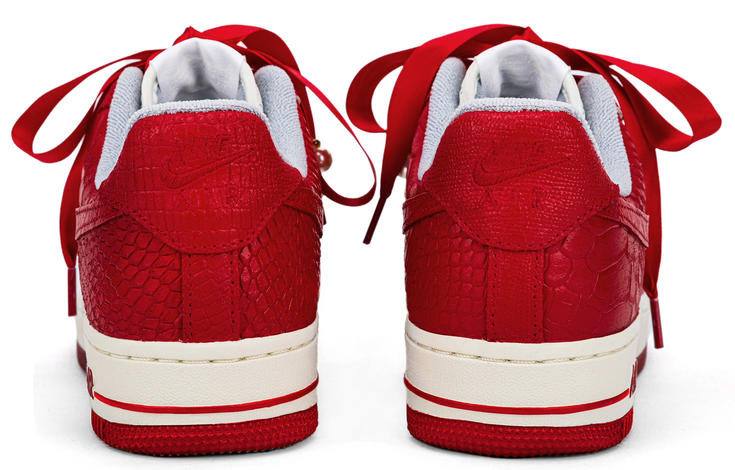 Purchase 【訂製球鞋】Nike Air Force 1 秀禾婚鞋 百年好合 龍鱗紋 手繪 絲綢 喜慶百搭 低筒 板鞋 男女同款 白紅