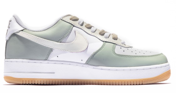 나이키 에어포스 1 로우 '윈터 테일' (화이트/그린) DM0576-101(TeamM-男女同款冬日物语) Lookbook 나이키 에어포스 1 로우 '윈터 테일' (화이트/그린) DM0576-101(TeamM-男女同款冬日物语)