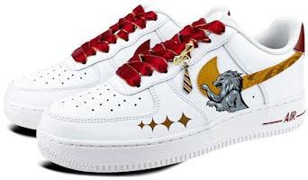 ナイキ AF1 ロー LE 「グリフィンドール・ライオン」 DH2920-111(Team叁-女款格兰芬多红狮) Lookbook ナイキ AF1 ロー LE 「グリフィンドール・ライオン」 DH2920-111(Team叁-女款格兰芬多红狮)