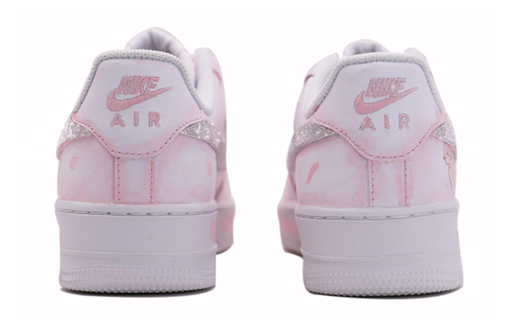 Shop [Kasur Tersuai] Nike Air Force 1 Low LE 'Peach Blossom' DH2920-111(TeamS-女款桃花)