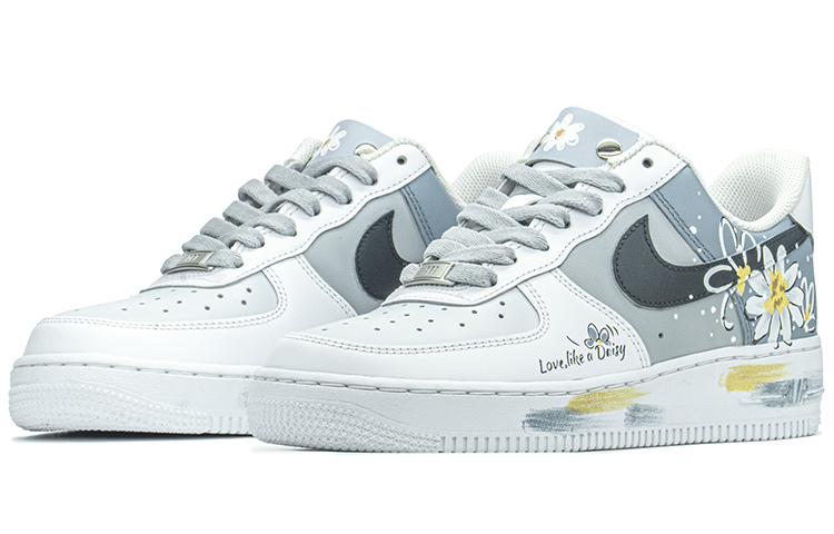 Lookbook 【定制球鞋】 Nike Air Force 1 Low LE FZBB 白色雛菊 特殊禮盒 低幫 板鞋 GS 藍色