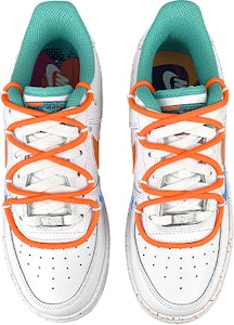 【定制球鞋】 Nike Air Force 1 Low Lv8 三勾 解構 禮盒襪子 活力橙 潑墨 低幫 板鞋 GS 白橙 Shop 【定制球鞋】 Nike Air Force 1 Low Lv8 三勾 解構 禮盒襪子 活力橙 潑墨 低幫 板鞋 GS 白橙