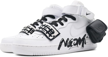 나이키 에어포스 1 미드 '07 '레터 패치 블랙 화이트' (커스텀) CW2289-111(Team8-男款潮酷男孩黑白) Lookbook 나이키 에어포스 1 미드 '07 '레터 패치 블랙 화이트' (커스텀) CW2289-111(Team8-男款潮酷男孩黑白)