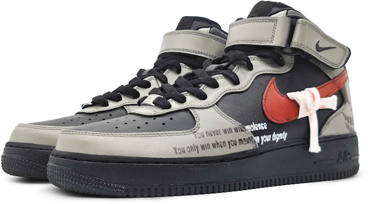 【訂製籃球鞋】Nike Air Force 1 Mid 空軍一號 抗戰不屈 黑色武士 繃帶 藝術 中筒 板鞋 男款 沙綠紅 Shop 【訂製籃球鞋】Nike Air Force 1 Mid 空軍一號 抗戰不屈 黑色武士 繃帶 藝術 中筒 板鞋 男款 沙綠紅