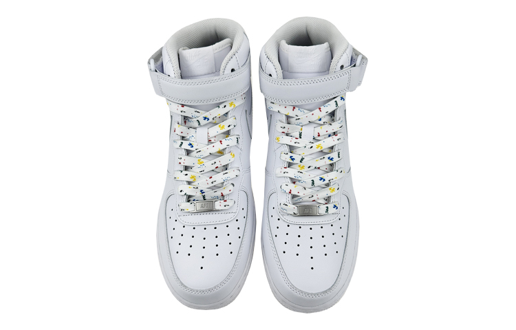 Shop 【客製球鞋】Nike Air Force 1 Mid 空軍一號 是在玩鞋 聖誕全家福 彩色塗鴉 中幫 板鞋 GS 白色