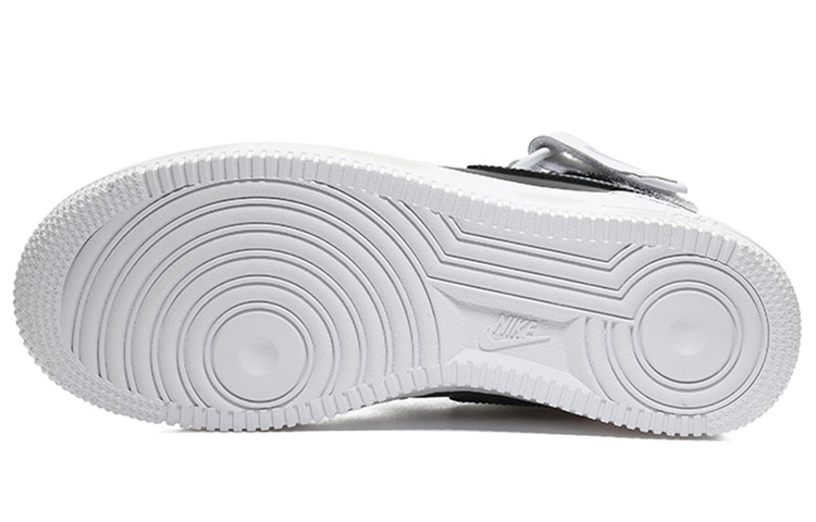 Details for カスタムAF1ミッド「ロズウェル事件」白黒 CW2289-111(Team10-外星人男黑白)