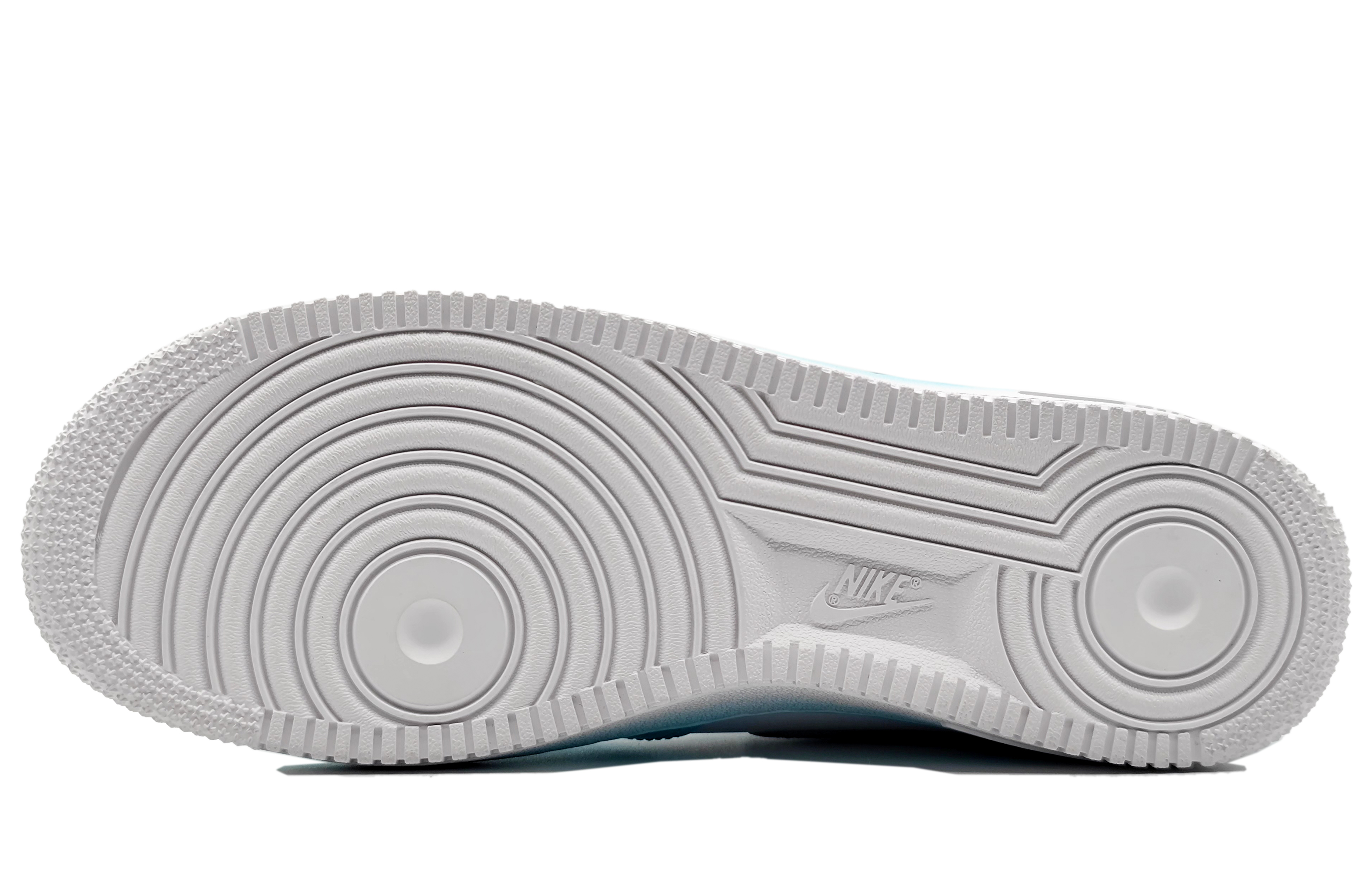 Details for [定制鞋款] 耐克空军1中帮 ‘踏梅冰蓝渐变’ CW2289-111(Team16-男款踏雪寻梅)