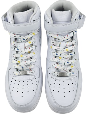 【定制球鞋】 Nike Air Force 1 Mid LE 是在玩鞋 聖誕全家福 塗鴉 中幫 板鞋 GS 白色 Shop 【定制球鞋】 Nike Air Force 1 Mid LE 是在玩鞋 聖誕全家福 塗鴉 中幫 板鞋 GS 白色