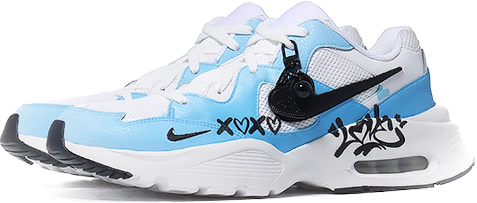 나이키 에어맥스 퓨전 '스카이블루 러브 그래피티' (커스텀) CJ1670-102(Team10-恋爱涂鸦蓝) Lookbook 나이키 에어맥스 퓨전 '스카이블루 러브 그래피티' (커스텀) CJ1670-102(Team10-恋爱涂鸦蓝)