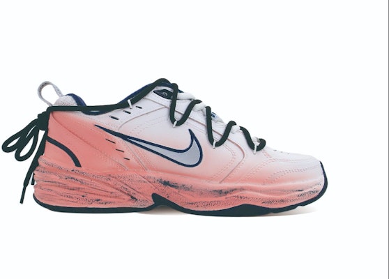 【客製化球鞋】 Nike Air Monarch 4 皮革 末日橫空 解構 高街塗鴉 時尚潮流 漸變小眾百搭 防滑耐磨增高 低筒 老爹鞋 男女同款 白紅 Lookbook 【客製化球鞋】 Nike Air Monarch 4 皮革 末日橫空 解構 高街塗鴉 時尚潮流 漸變小眾百搭 防滑耐磨增高 低筒 老爹鞋 男女同款 白紅