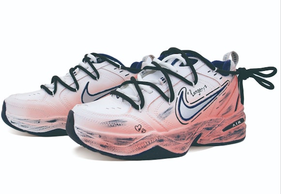 【客製化球鞋】 Nike Air Monarch 4 皮革 末日橫空 解構 高街塗鴉 時尚潮流 漸變小眾百搭 防滑耐磨增高 低筒 老爹鞋 男女同款 白紅 Shop 【客製化球鞋】 Nike Air Monarch 4 皮革 末日橫空 解構 高街塗鴉 時尚潮流 漸變小眾百搭 防滑耐磨增高 低筒 老爹鞋 男女同款 白紅