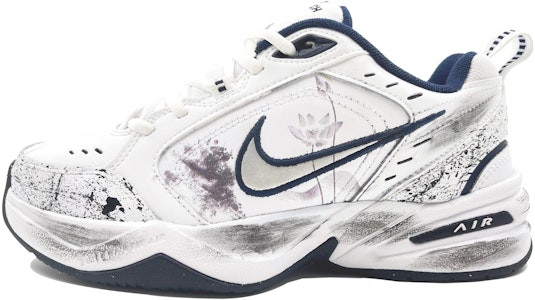 【定制球鞋】Nike Air Monarch 4 白色海军蓝 国风水墨 山水荷花 低帮 老爹鞋 男女同款 白蓝 Buy 【定制球鞋】Nike Air Monarch 4 白色海军蓝 国风水墨 山水荷花 低帮 老爹鞋 男女同款 白蓝