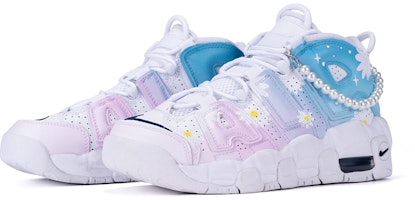 【カスタムシューズ】ナイキ エア モア アップテンポ '520 グラデーション デイジー' DH9719-100(Team11-女款渐变小雏菊) Lookbook 【カスタムシューズ】ナイキ エア モア アップテンポ '520 グラデーション デイジー' DH9719-100(Team11-女款渐变小雏菊)