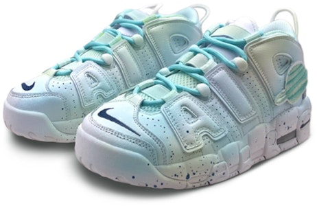 【定制球鞋】Nike Air More Uptempo 噴繪塗鴉 星空小宇宙 高筒 復古籃球鞋 GS 淡綠 Lookbook 【定制球鞋】Nike Air More Uptempo 噴繪塗鴉 星空小宇宙 高筒 復古籃球鞋 GS 淡綠