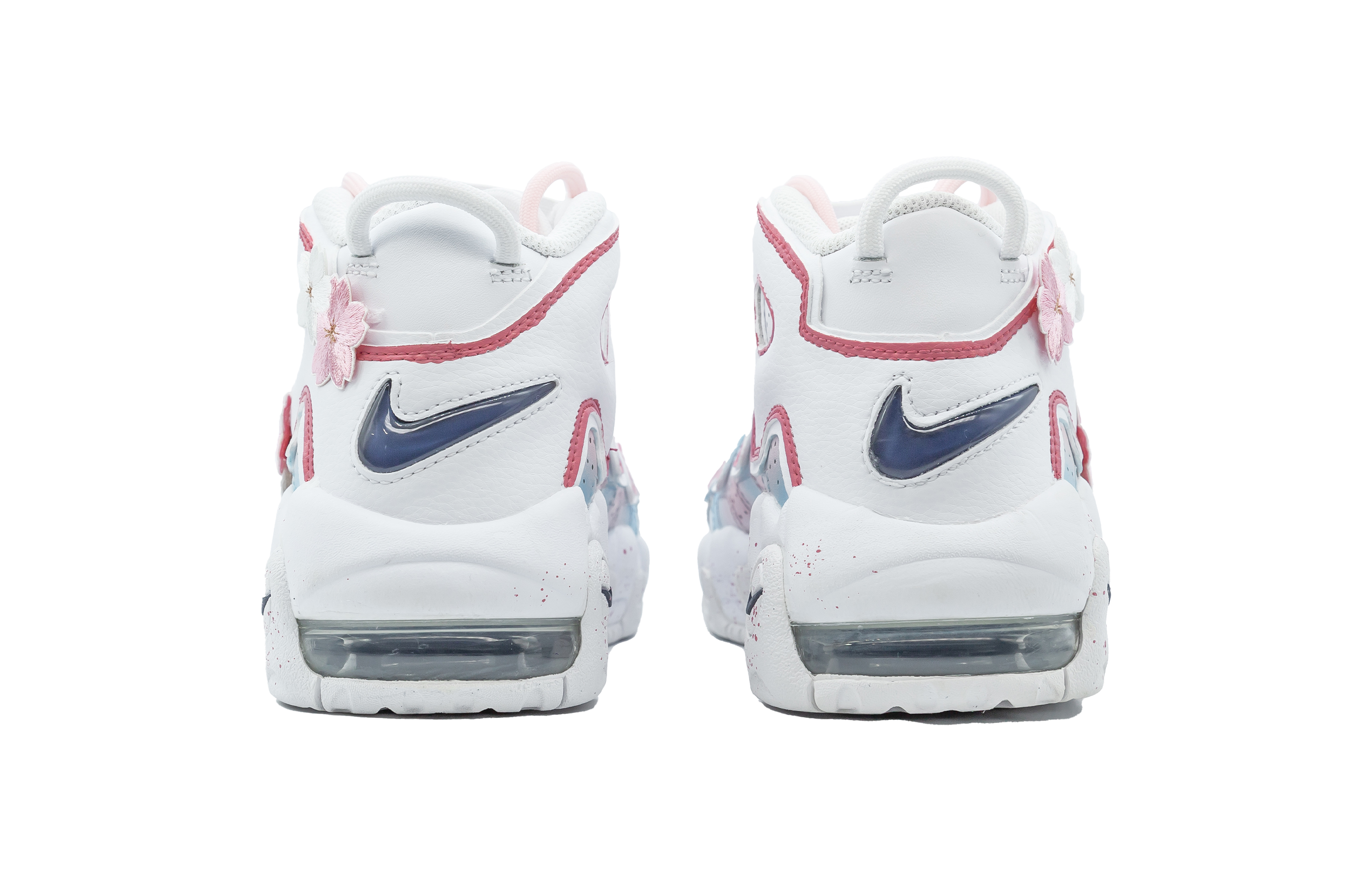 Shop 나이키 에어 모어 업템포 '사쿠라 그래피티' (커스텀) DH9719-100(Team7-女款樱花)