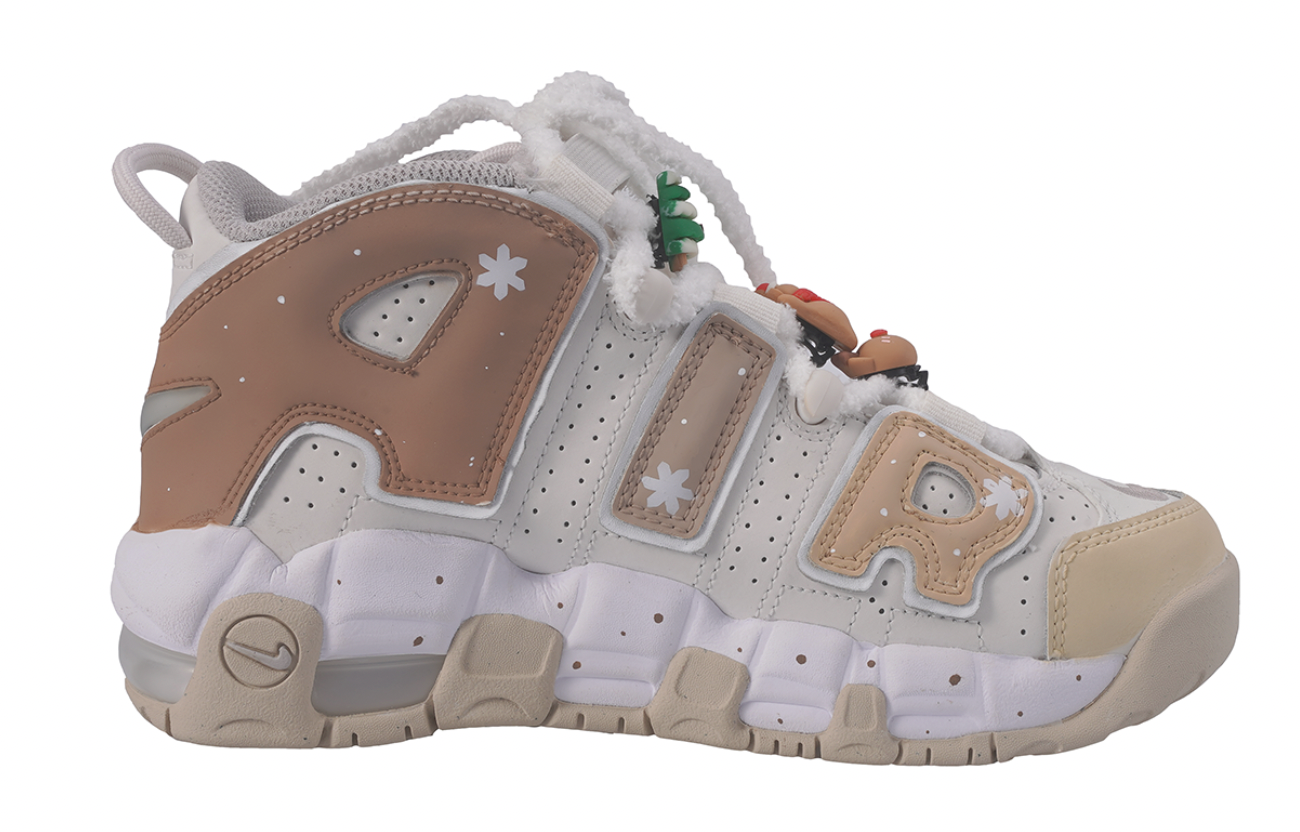 Order [Sepatu Kustom] Nike Air More Uptempo 'Rumah Roti Jahe Bersalju' DM1023-001(Team33-雪夜姜饼屋女款)