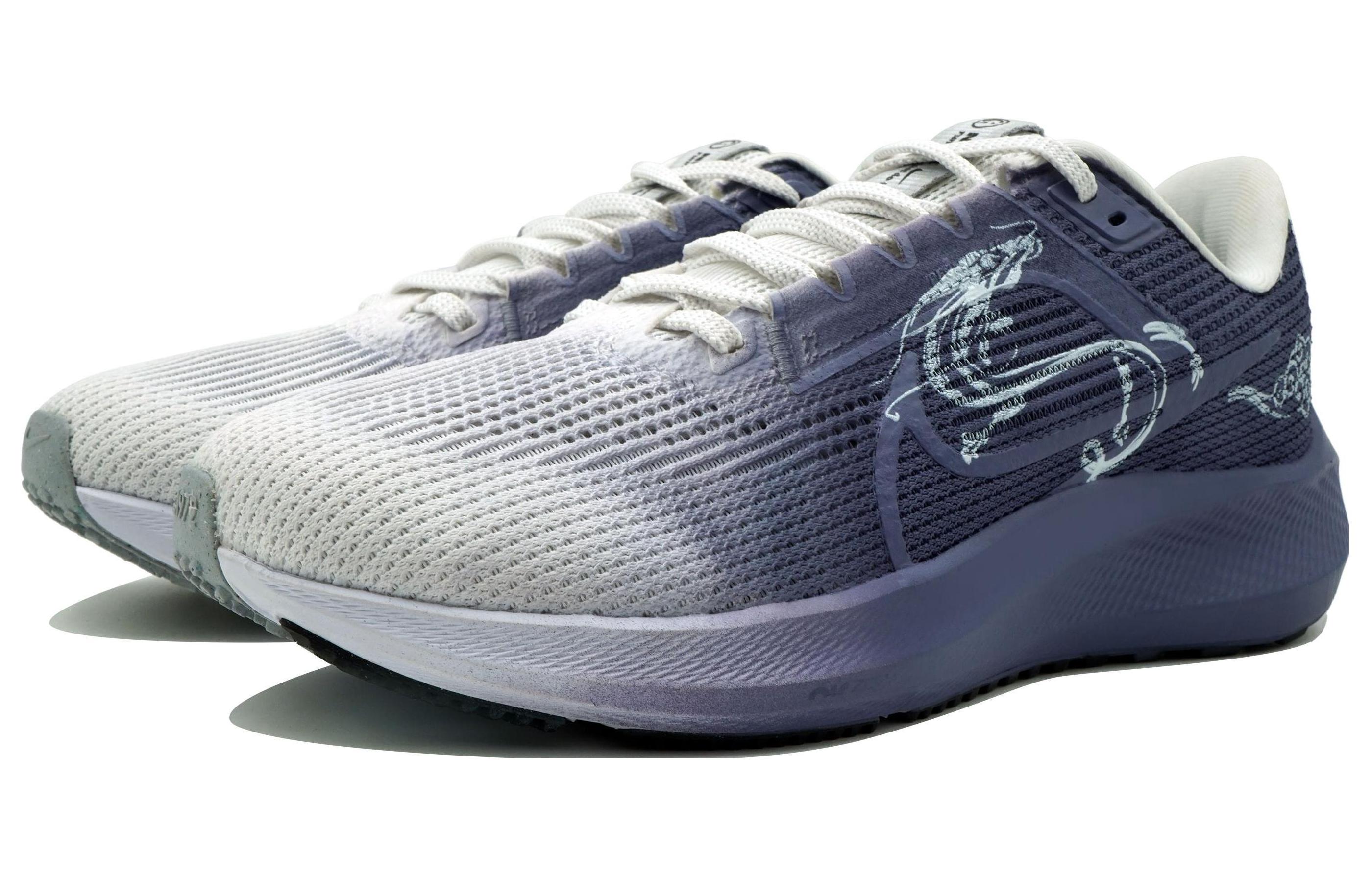 Shop 【客製運動鞋】Nike Air Zoom Pegasus 40 龍翔禮盒萬花弄鳳翥國風漸變塗鴉潑墨潮流運動防滑抗磨 低筒 休閒跑鞋 男款 白紫色
