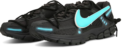 ナイキ エア ズーム ボメロ 5 'サイバーパンク ネオン ブラック' カスタムシューズ BV1358-002(TeamF-赛博朋克) Lookbook ナイキ エア ズーム ボメロ 5 'サイバーパンク ネオン ブラック' カスタムシューズ BV1358-002(TeamF-赛博朋克)