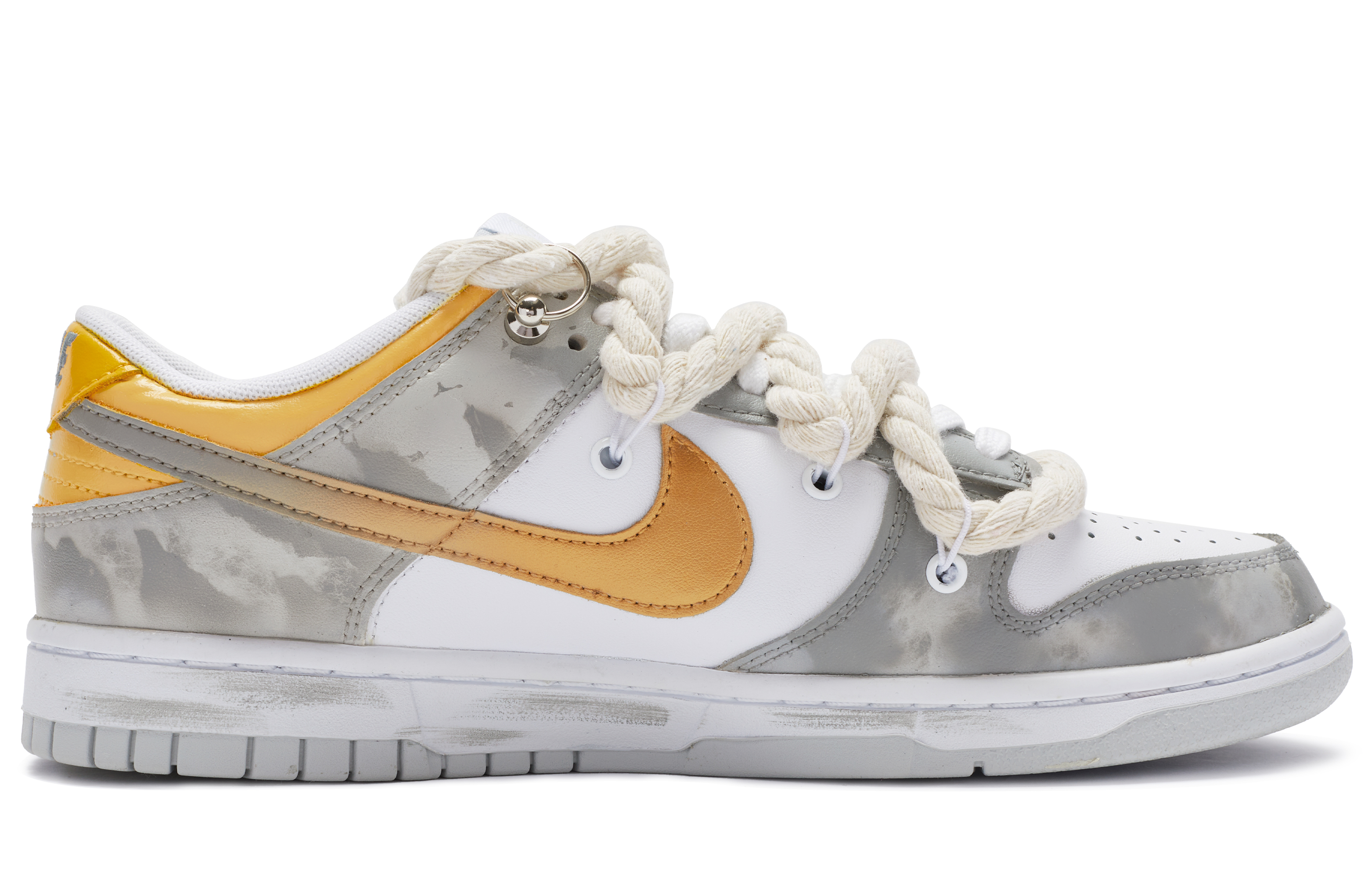 Order 【客製球鞋】Nike Dunk Low BIGNIU 鞋底搔髒 黑雲 麻繩解構 手繪噴漆 低筒 滑板鞋 男款 白灰金