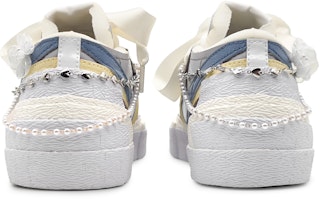 【客製球鞋】 Nike Blazer Low 鳳凰展翅 新台流 秀禾 珍珠鞋鏈 花 自訂拆卸 防滑 低筒 板鞋 男女皆適 藍白 Purchase 【客製球鞋】 Nike Blazer Low 鳳凰展翅 新台流 秀禾 珍珠鞋鏈 花 自訂拆卸 防滑 低筒 板鞋 男女皆適 藍白