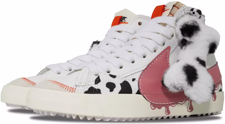 定制鞋 Nike Blazer Mid '涂鸦奶牛白粉' DD3111-100(Team113-嘟嘟奶牛) Shop 定制鞋 Nike Blazer Mid '涂鸦奶牛白粉' DD3111-100(Team113-嘟嘟奶牛)