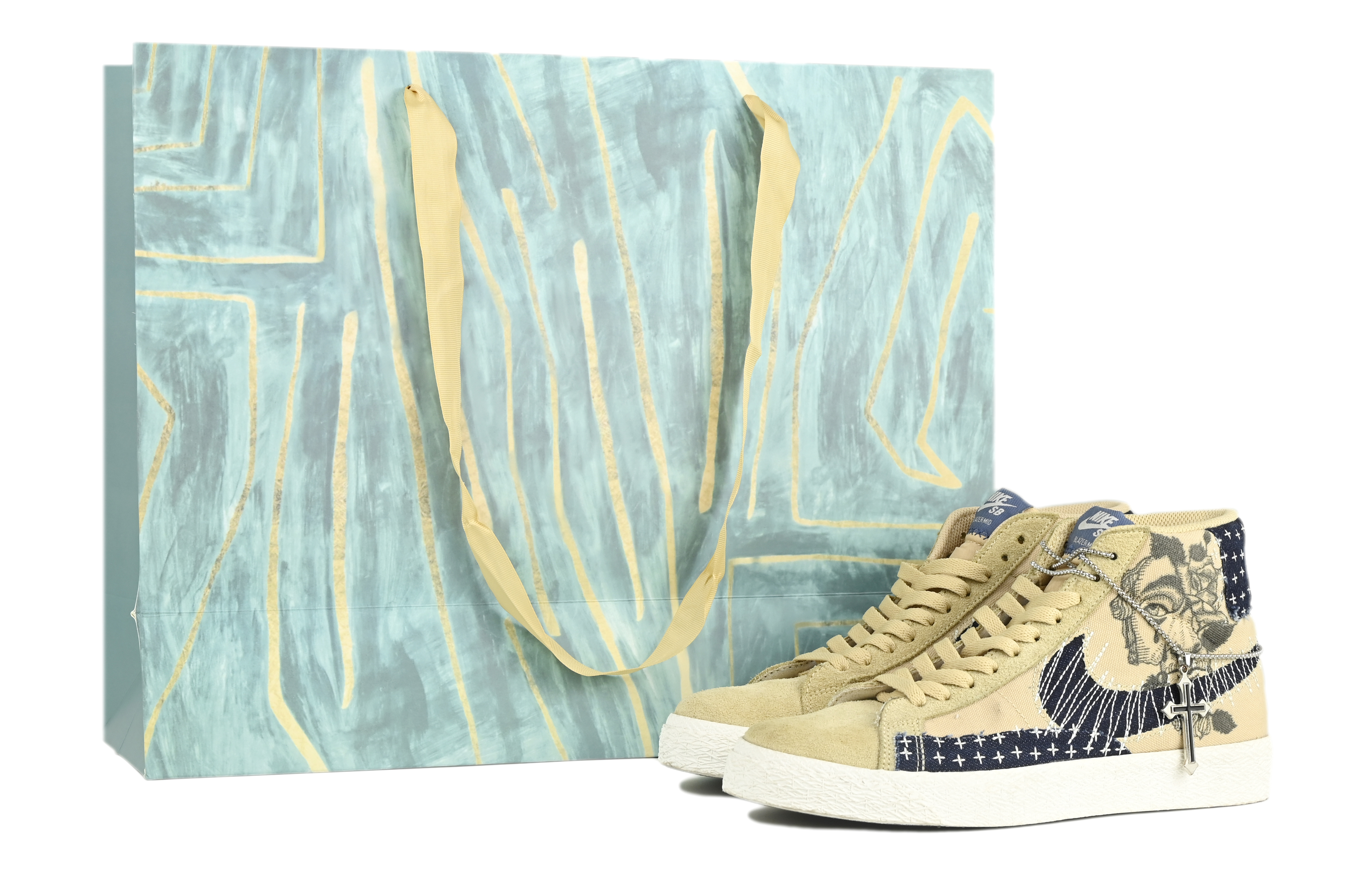 Buy [Kasut Rekaan] Nike Blazer Mid 'Denim Bersulam' CT0715-200-466322