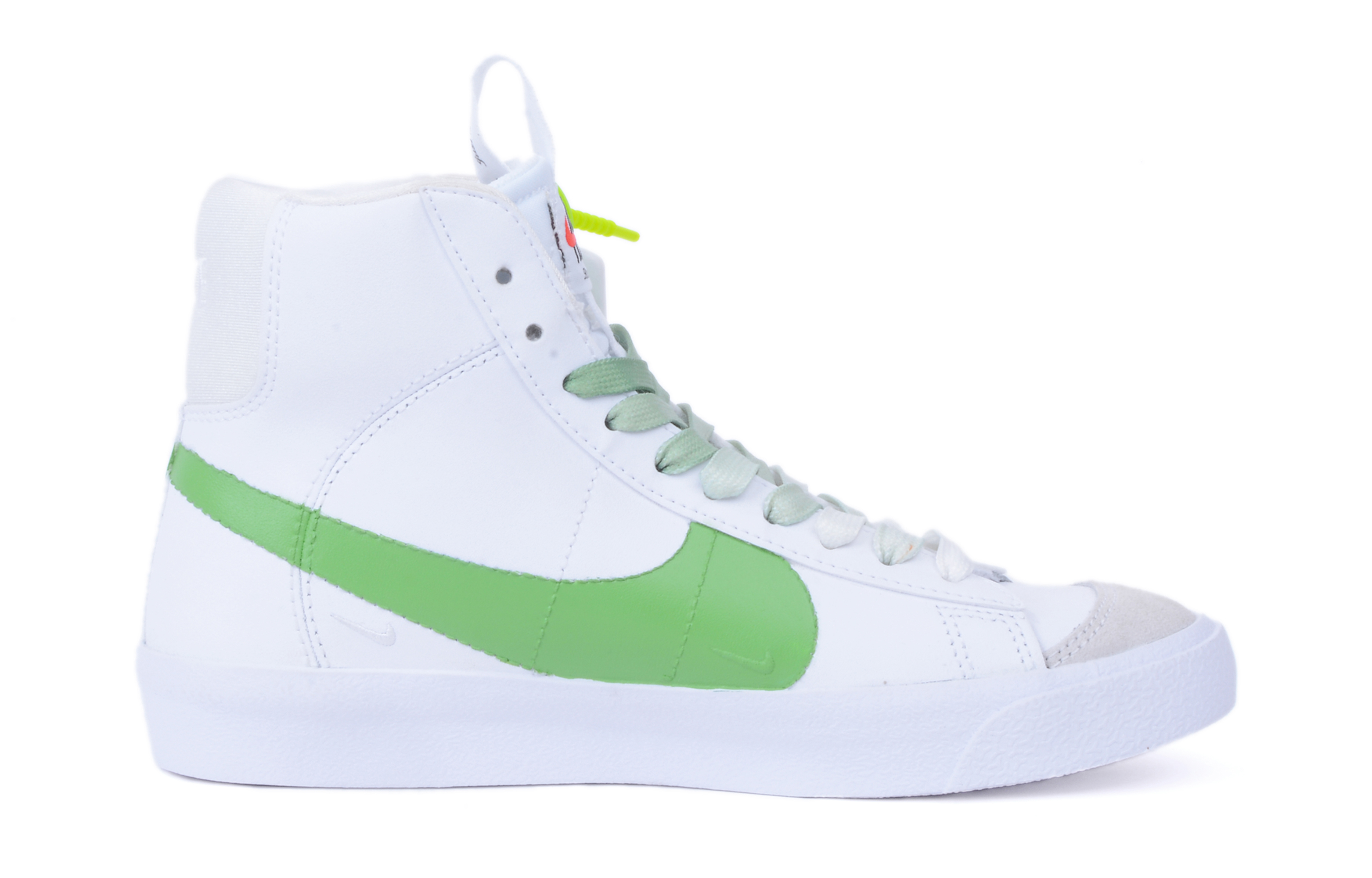 Order [Kasut Tersuai] Nike Blazer Mid 'Hijau' DH8640-102(Team42-女款牛油果绿)