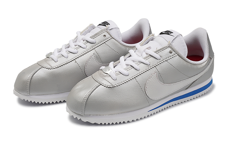 Lookbook 【定制鞋款】耐克 Cortez Basic SL “ 银色浆果” 904764-103(TeamI-女款银色面白K银)