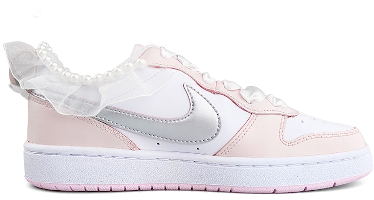 【客製球鞋】Nike Court Borough 2 蝴蝶少女 休閒 絲綢鞋帶 珍珠 蕾絲 防滑耐磨 低筒 板鞋 GS 白粉 Order 【客製球鞋】Nike Court Borough 2 蝴蝶少女 休閒 絲綢鞋帶 珍珠 蕾絲 防滑耐磨 低筒 板鞋 GS 白粉