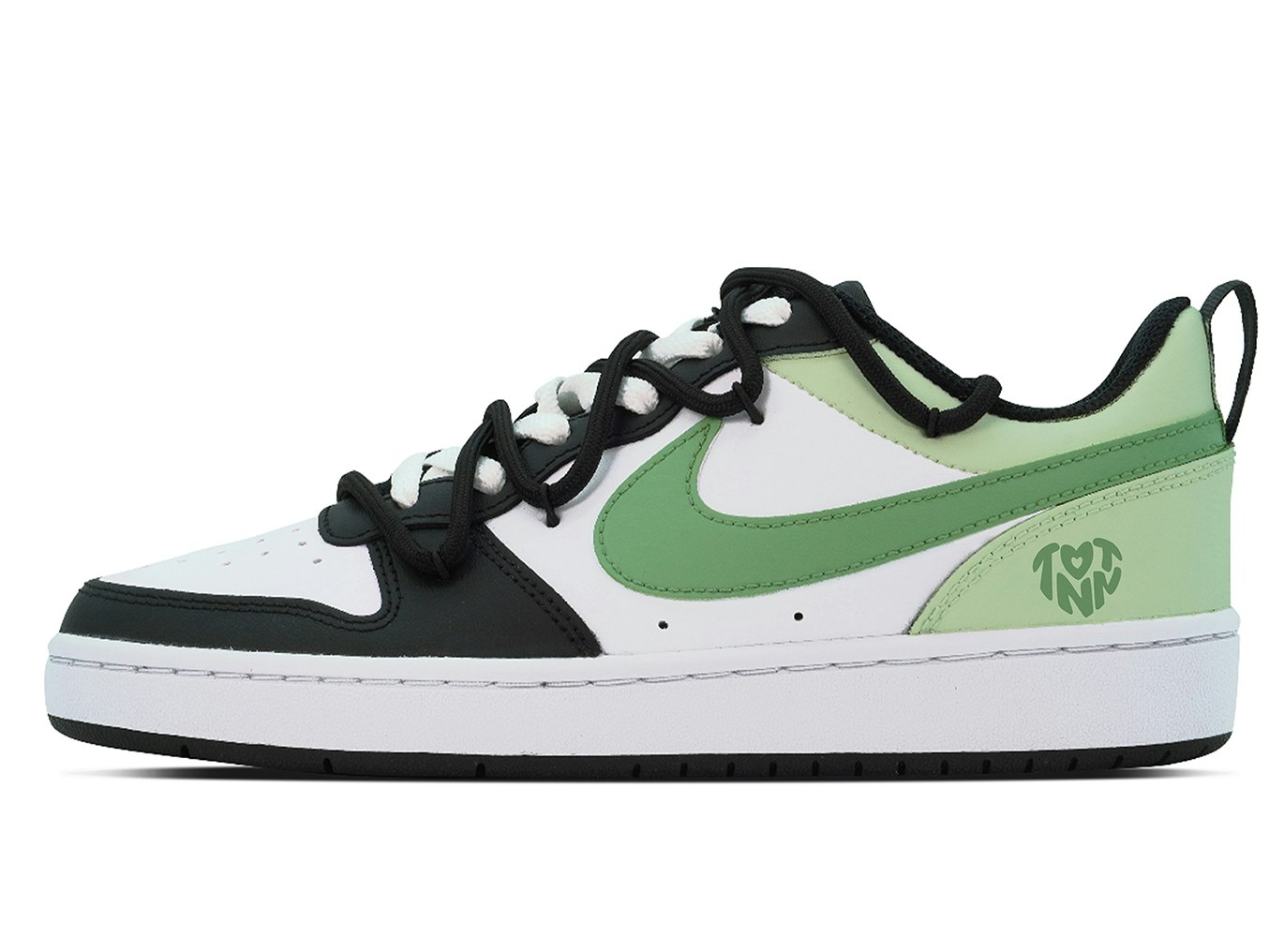 custom-shoes-nike-court-borough-puppy-mint-green-black-white