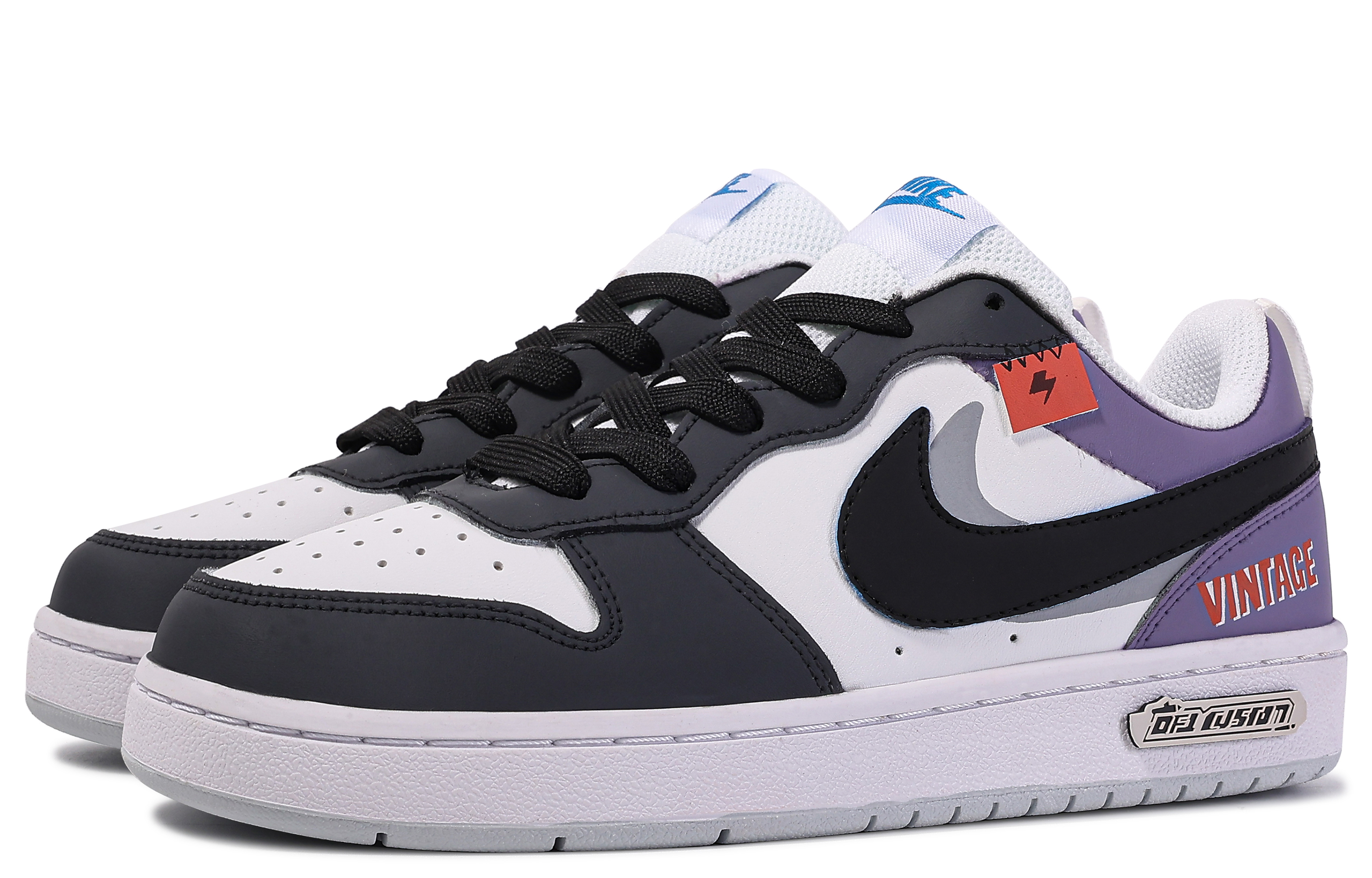 Shop 나이키 커스텀 코트 보로우 (흰/검/보라) BQ5448-123(TeamM-雷雨季-BOX)