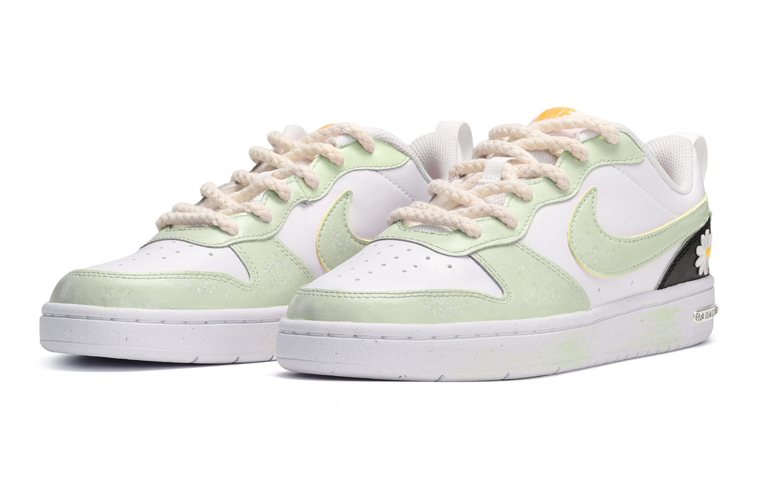 Lookbook 【定制鞋款】耐克Court Borough Low 2 '黑白绿' 女款鞋 BQ5448-124(TeamE-女款小雏菊黑白绿)