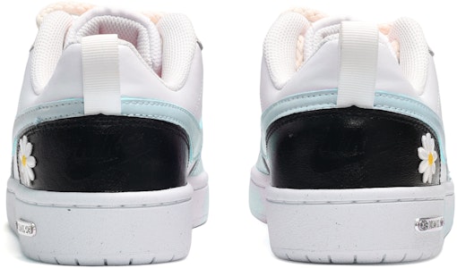 나이키 커스텀 코트 보로우 로우 2 '블랙 화이트 블루' BQ5448-124(TeamE-女款小雏菊黑白蓝) Shop 나이키 커스텀 코트 보로우 로우 2 '블랙 화이트 블루' BQ5448-124(TeamE-女款小雏菊黑白蓝)