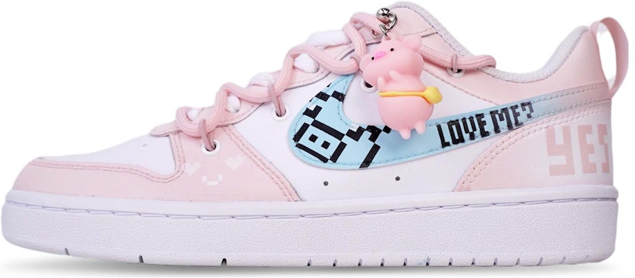 【カスタムシューズ】ナイキ コートバーロウ ロー 2「ピクセルピッグ」 BQ5448-100(Team71-像素小猪) Buy 【カスタムシューズ】ナイキ コートバーロウ ロー 2「ピクセルピッグ」 BQ5448-100(Team71-像素小猪)