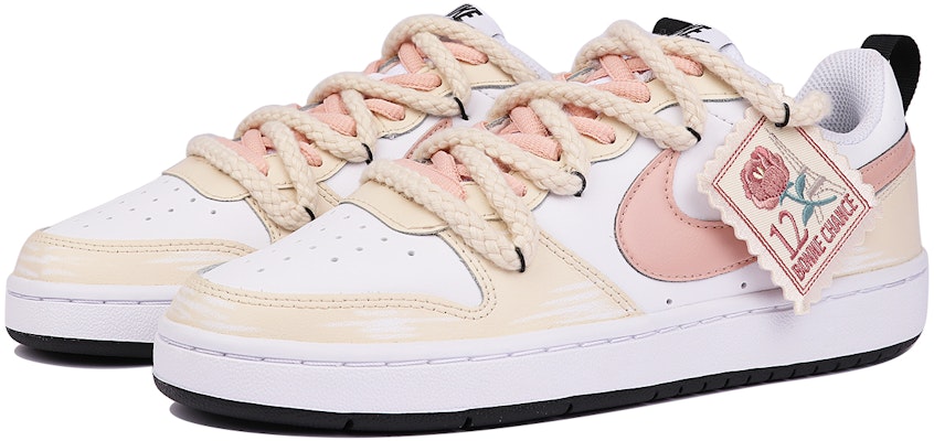 나이키 코트 버로우 로우 2 '로즈 패치 빈티지 오프화이트' (커스텀) BQ5448-104(TeamThree-女款玫瑰布贴) Lookbook 나이키 코트 버로우 로우 2 '로즈 패치 빈티지 오프화이트' (커스텀) BQ5448-104(TeamThree-女款玫瑰布贴)