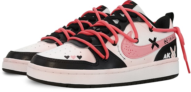 ナイキ コート バーロウ Low 2 "苺うさぎ" (ブラック/ピンク) BQ5448-110(TeamEight-女款草莓兔解构) Order ナイキ コート バーロウ Low 2 "苺うさぎ" (ブラック/ピンク) BQ5448-110(TeamEight-女款草莓兔解构)