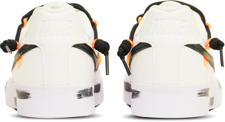 나이키 코트 로얄 커스텀 핸드페인팅 (투톤 끈) BQ4222-103-484875 Shop 나이키 코트 로얄 커스텀 핸드페인팅 (투톤 끈) BQ4222-103-484875