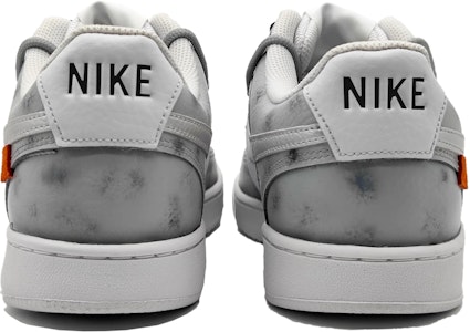 ナイキ コートビジョン1 カスタム「月影星雲」
(Nike Kōtobijon 1 Kasutamu "Tsukikage Seiun") CD5463-101(Team16-男款月球艺术) Details for ナイキ コートビジョン1 カスタム「月影星雲」
(Nike Kōtobijon 1 Kasutamu "Tsukikage Seiun") CD5463-101(Team16-男款月球艺术)